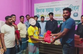 হাইমচরে অসহায়দের মাঝে কোরবানির গোশত বিতরণ