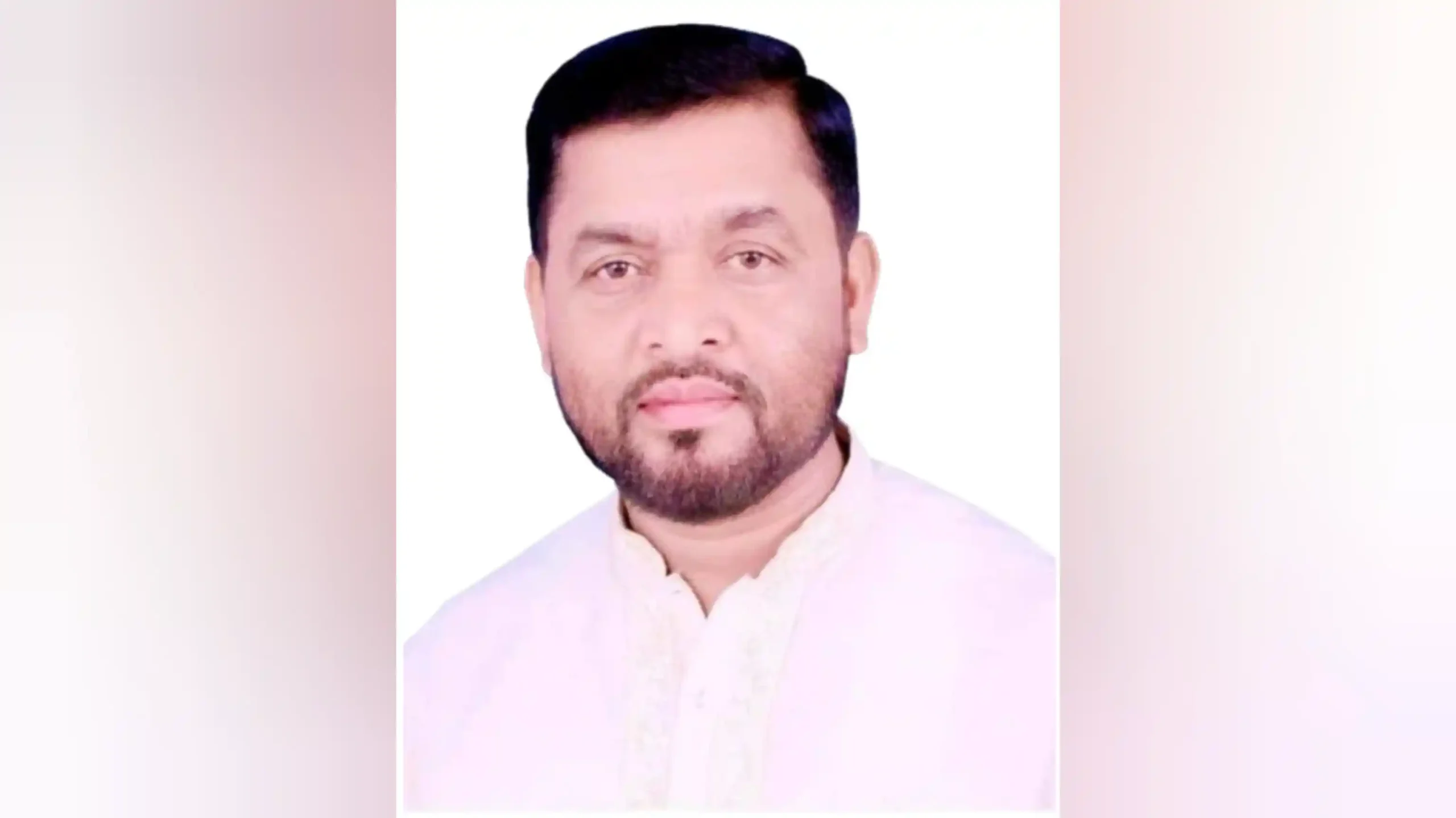 হাইমচরের কে.ভি.এন উচ্চ বিদ্যালয়ের সভাপতি শফিক পাটওয়ারী