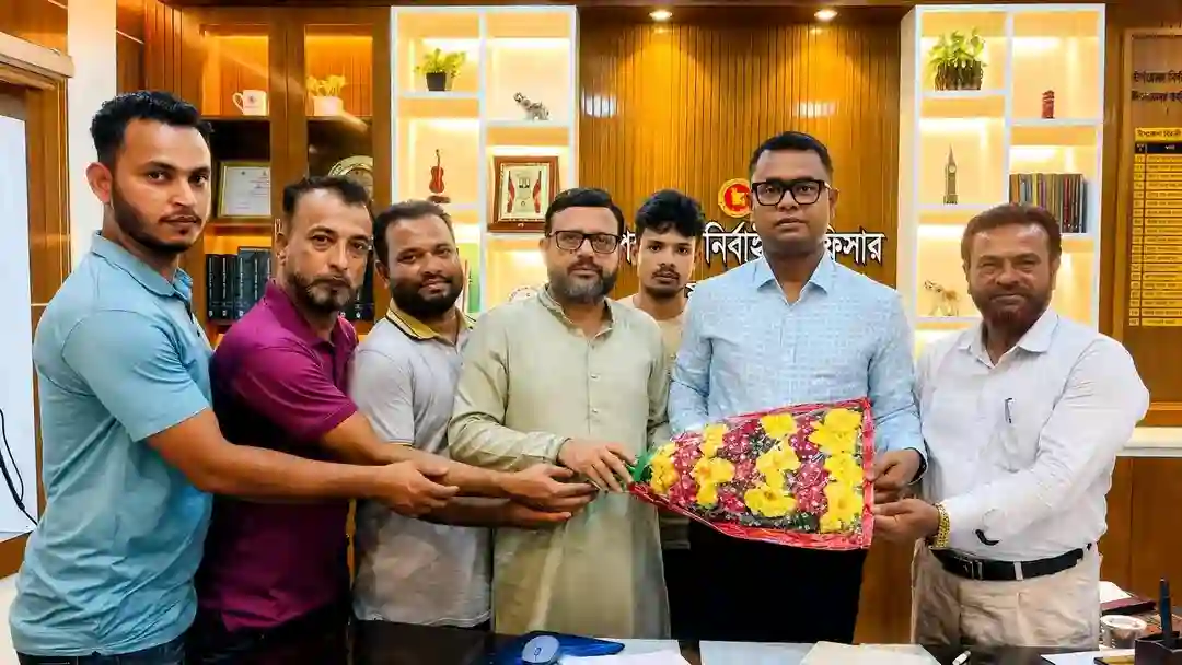 হাইমচরে ইউএনও’র সাথে মাদক সচেতনতা ও প্রতিরোধ ফোরামের সৌজন্য সাক্ষাৎ