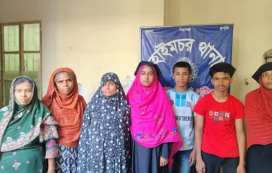 হাইমচরে গলা কেটে হত্যার ঘটনায় নারী ও কিশোরসহ গ্রেফতার ৭
