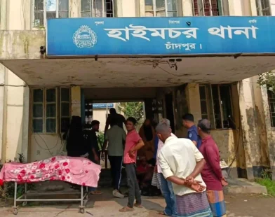 হাইমচরে যৌতুকের দাবিতে গৃহবধূকে শ্বাসরোধে হত্যার অভিযোগ, আটক ৩