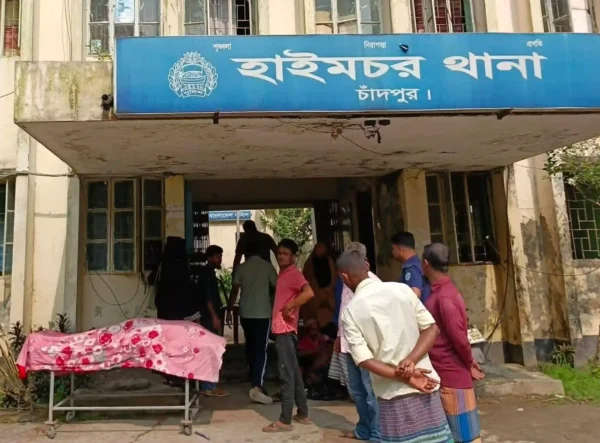 হাইমচরে যৌতুকের দাবিতে গৃহবধূকে শ্বাসরোধে হত্যার অভিযোগ, আটক ৩
