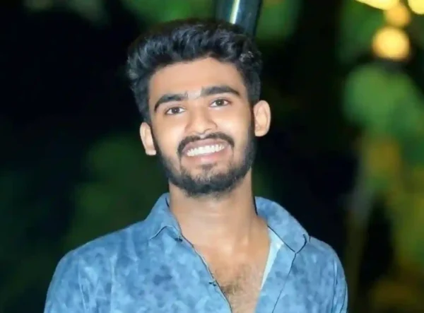 হাইমচরে পুকুরের ঘাটলা নির্মাণ কে কেন্দ্র করে নানার বাড়ি এসে নাতি খুন