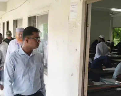 ​হাইমচরে এইচএসসি ও সমমান পরীক্ষায় প্রথম দিনে অনুপস্থিত ২১ পরীক্ষার্থী