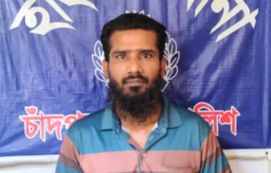 হাইমচরে ৬ পিস ইয়াবাসহ এক মাদক কারবারি গ্রেফতার