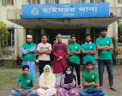 হাইমচর থানায় পরিচ্ছন্নতা অভিযান, ওসির সঙ্গে মতবিনিময়