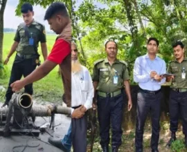শাহরাস্তিতে-অবৈধ-ড্রেজারে-মাটি-উত্তোলন-জমির-মালিককে-২-লাখ-টাকা-জরিমানা
