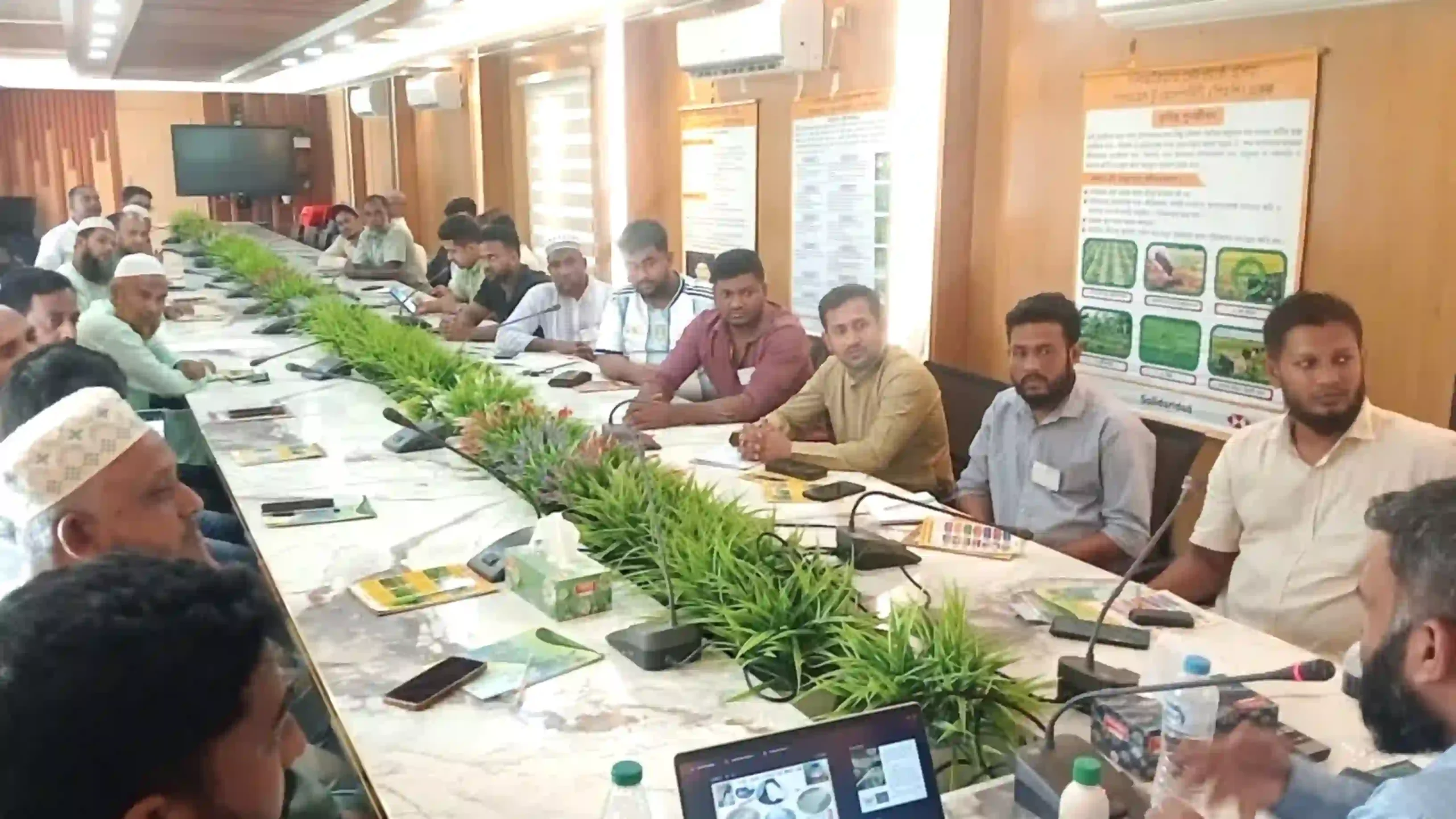 হাইমচরে কৃষি উপকরণ বিক্রেতাদের প্রশিক্ষণে অনিয়মের অভিযোগ