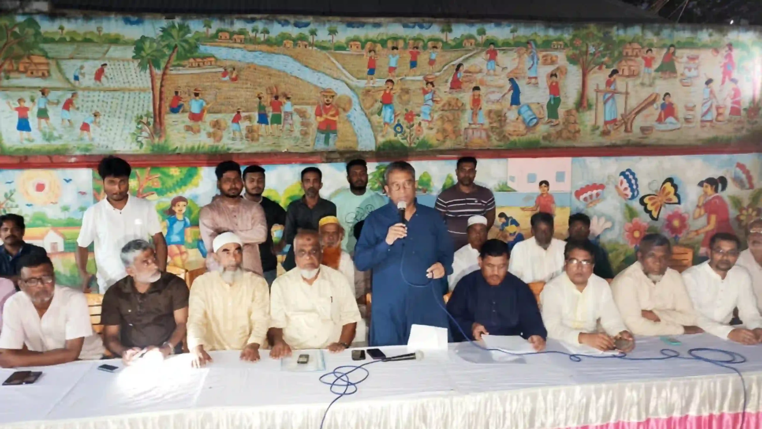 হাইমচরে ইউপি চেয়ারম্যান-মেম্বার প্রার্থীদের সঙ্গে এমপি মানিকের মতবিনিময়