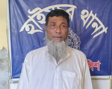 হাইমচরে সিআর পরোয়ানায় এক ব্যক্তি গ্রেপ্তার