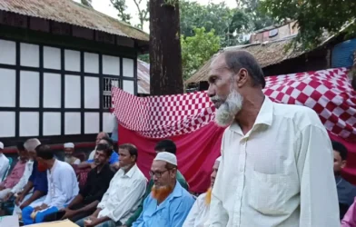 মাদক ও অপরাধমুক্ত ওয়ার্ড গড়ার প্রত্যয়ে মেম্বার পদপ্রার্থী আবদুর রহমানের উঠান বৈঠক