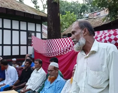 মাদক ও অপরাধমুক্ত ওয়ার্ড গড়ার প্রত্যয়ে মেম্বার পদপ্রার্থী আবদুর রহমানের উঠান বৈঠক