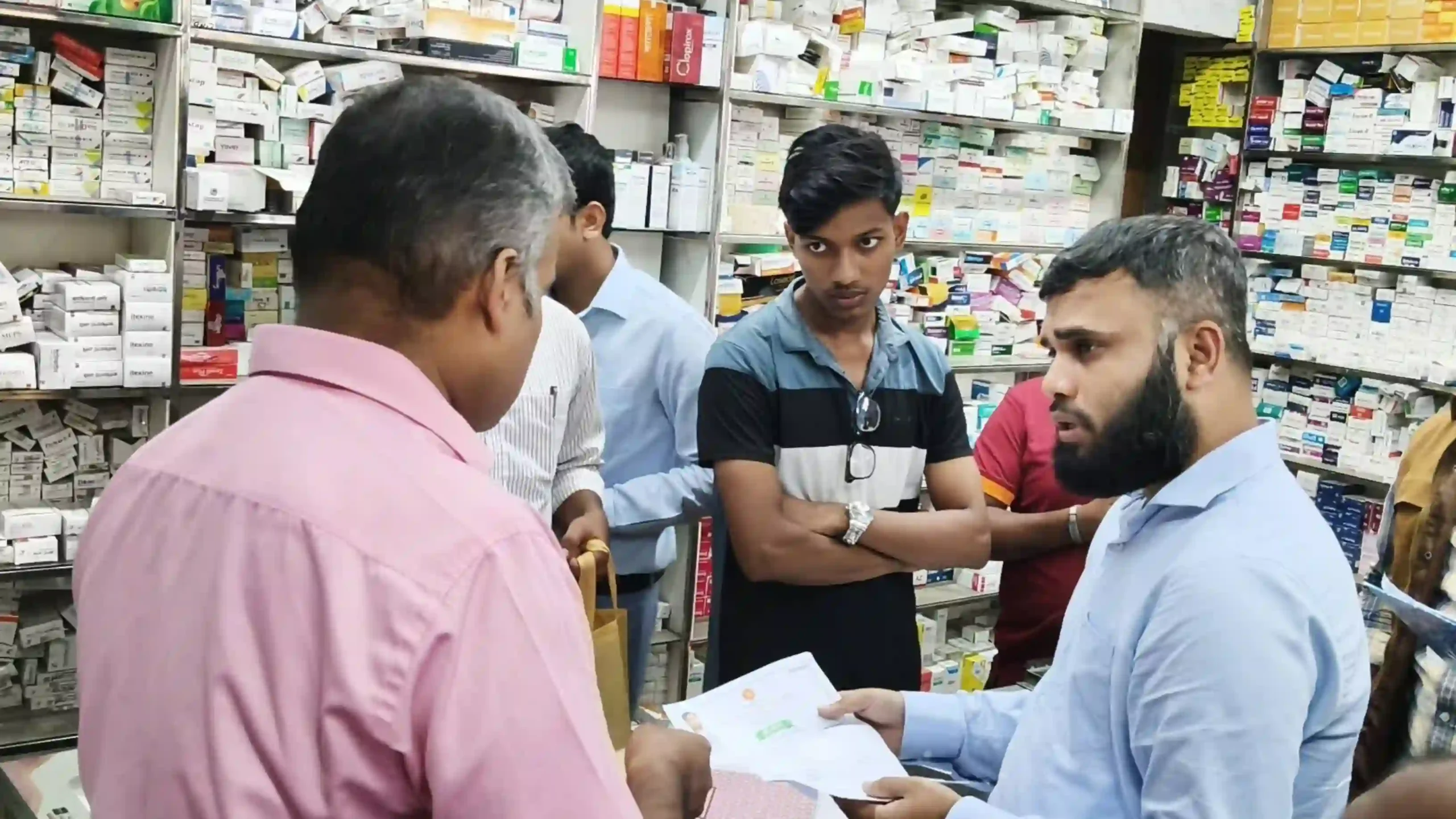 হাইমচরে ৫ ফার্মেসিকে ৫৫ হাজার টাকা জরিমানা
